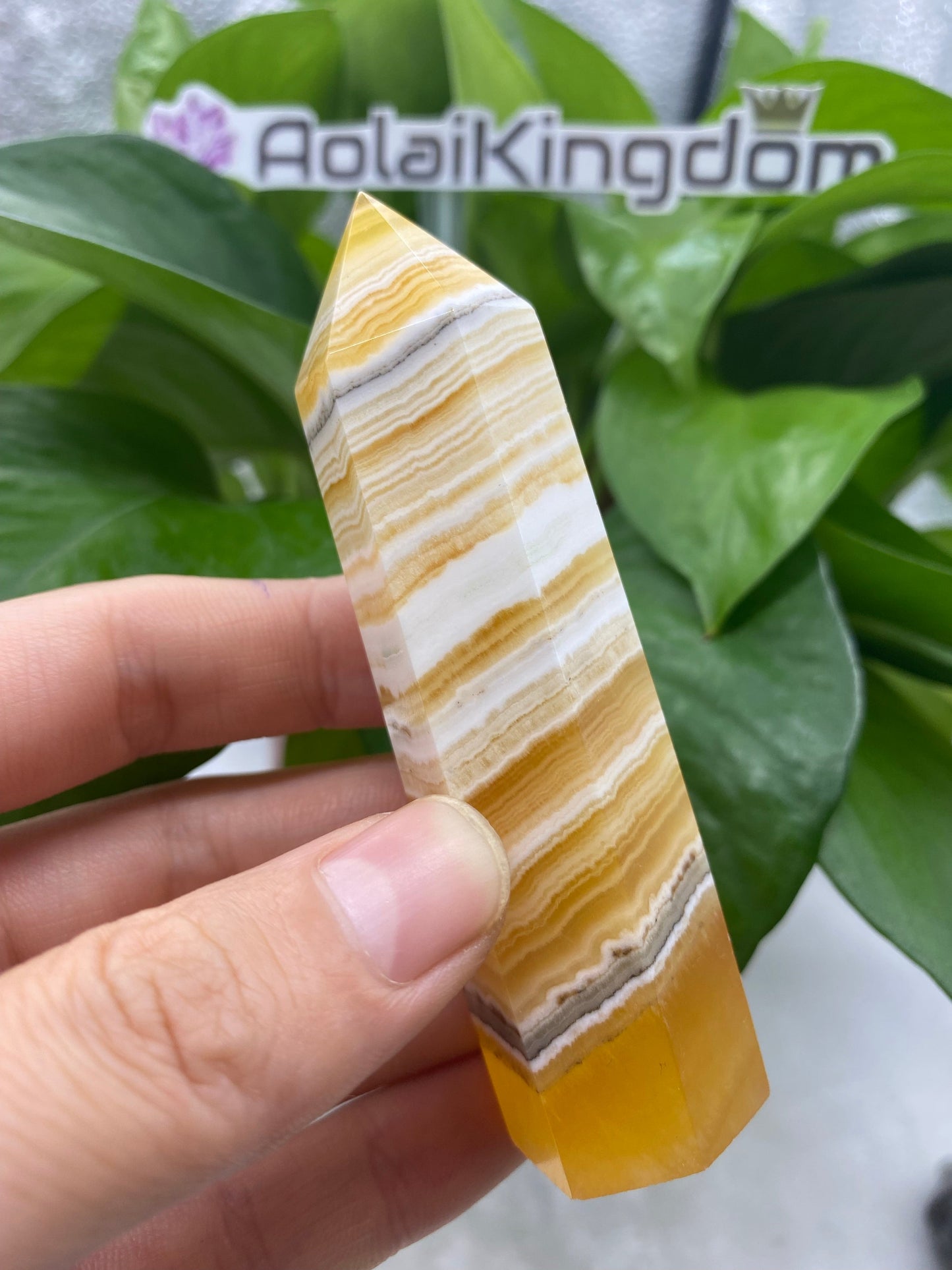 Thousand layer calcite tower
