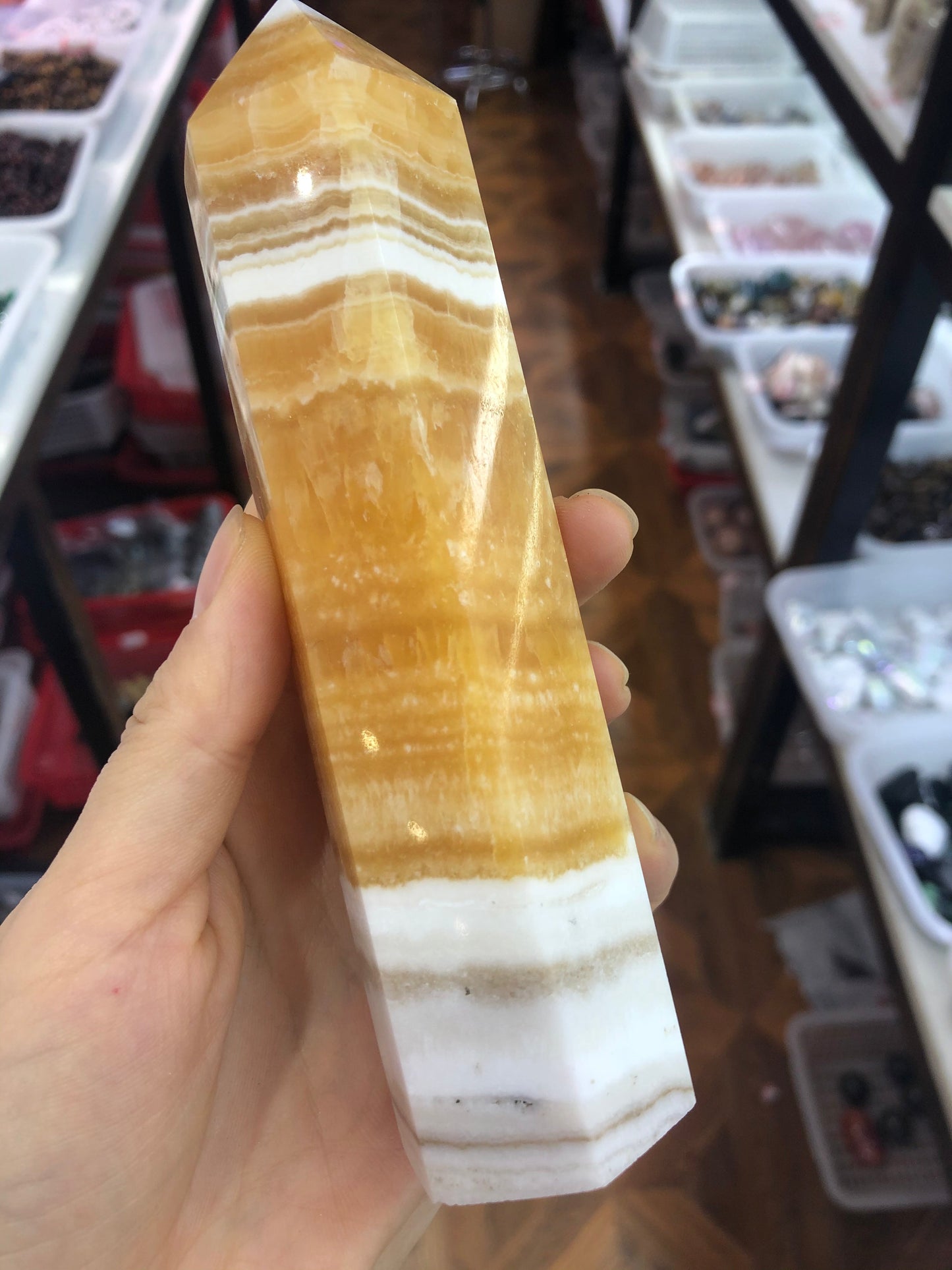 Thousand layer calcite tower